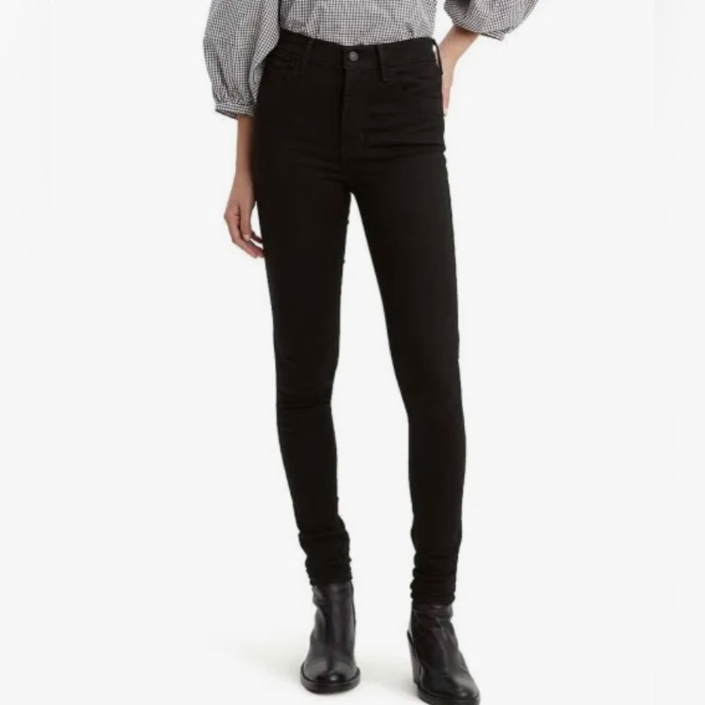 Levi’s 720 high rise super skinny